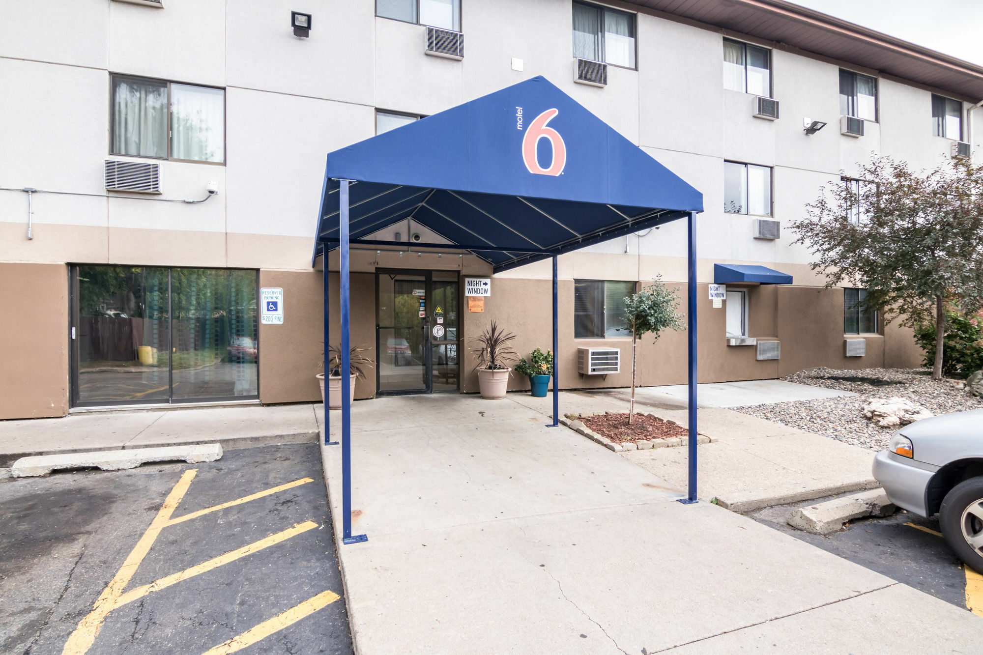 Motel 6-Saint Paul, Mn - I-94 מראה חיצוני תמונה